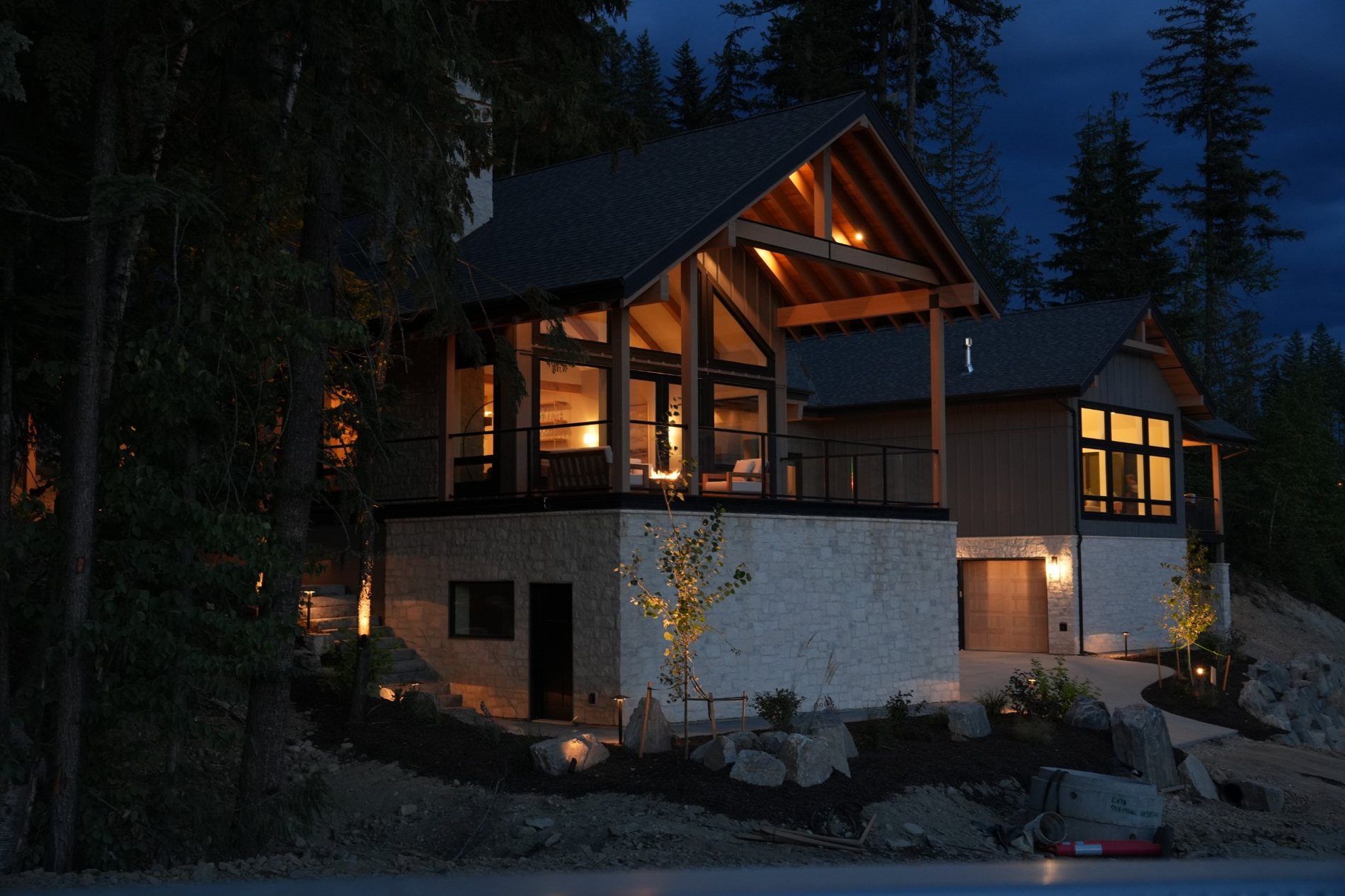Sub Peak Chalet exterior